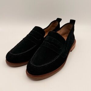 Kelsi Dagger Black Suede Loafers Slip On Flats Classic Womens Size 8.5